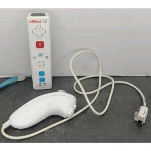 Nyko Wand Motion Sensing Nintendo Wii Remote W/ Nunchuck RVL004 Tested